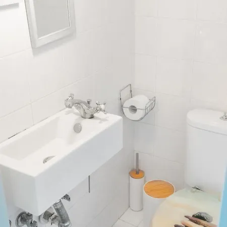 Delmare Crystals Maison