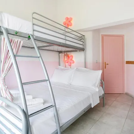 Delmare Crystals Maison