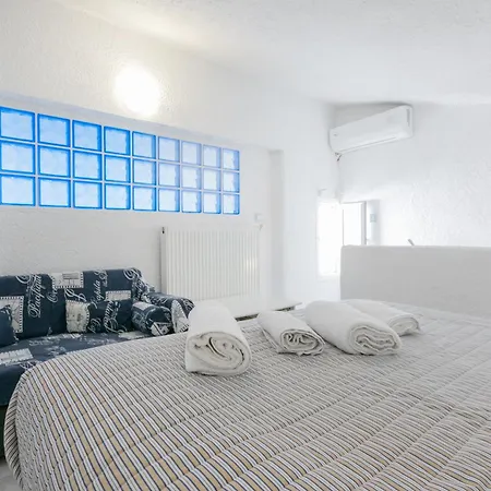 Delmare Crystals Maison Holiday home