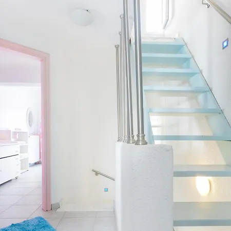 Delmare Crystals Maison * Skala Fourkas